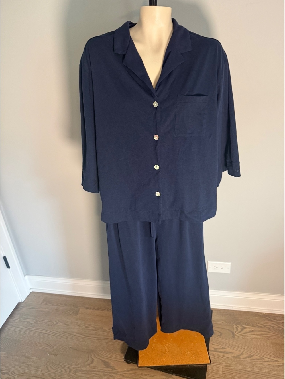 Petite Plume Women's Navy Wide Leg Pajama Set Medium